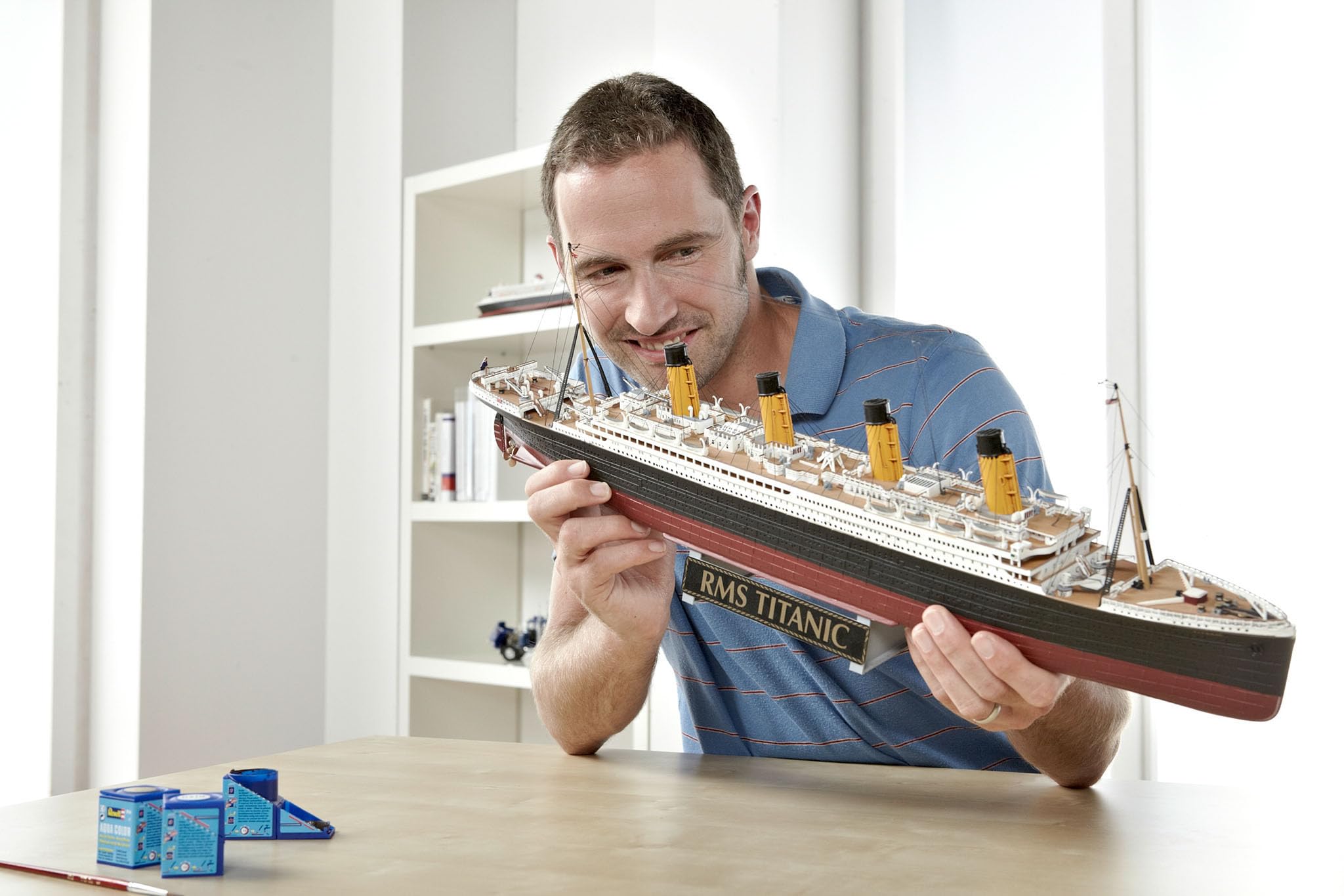 Revell Coffret Cadeau 100 Ans De Titanic Special Edition 67