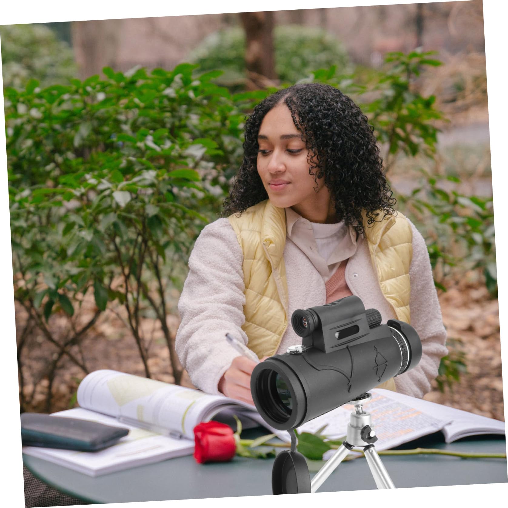 Angoily Monocular Tripode y Clip para Teléfono para Observación De Aves Viajes y Conciertos Telescopio Compacto y Ligero