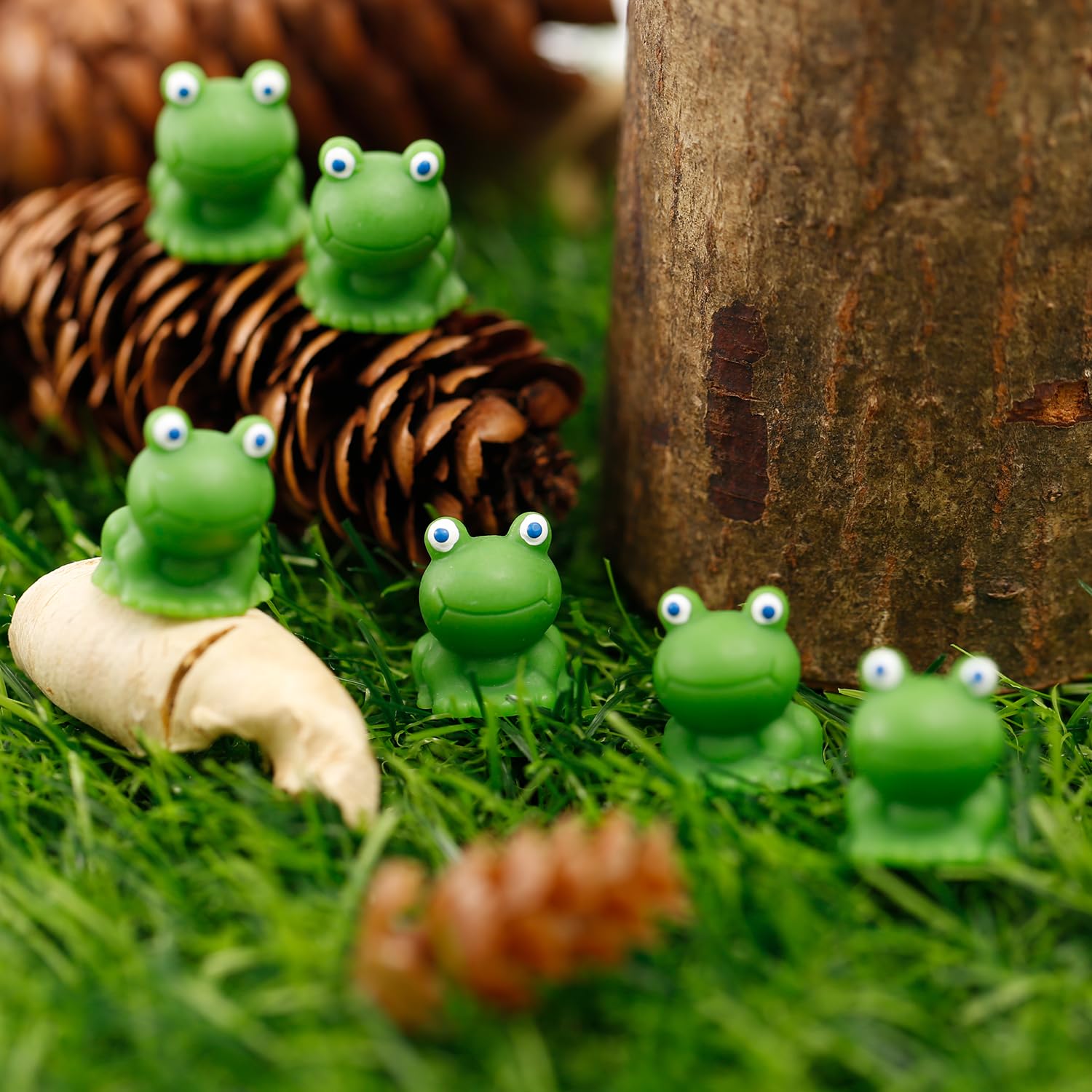 SweetCandy Résine Mini Grenouilles Grenouille Verte Figurines Miniatures Animaux Modèle Fée Jardin Miniature Mousse Paysage DIY Terrarium Artisanat