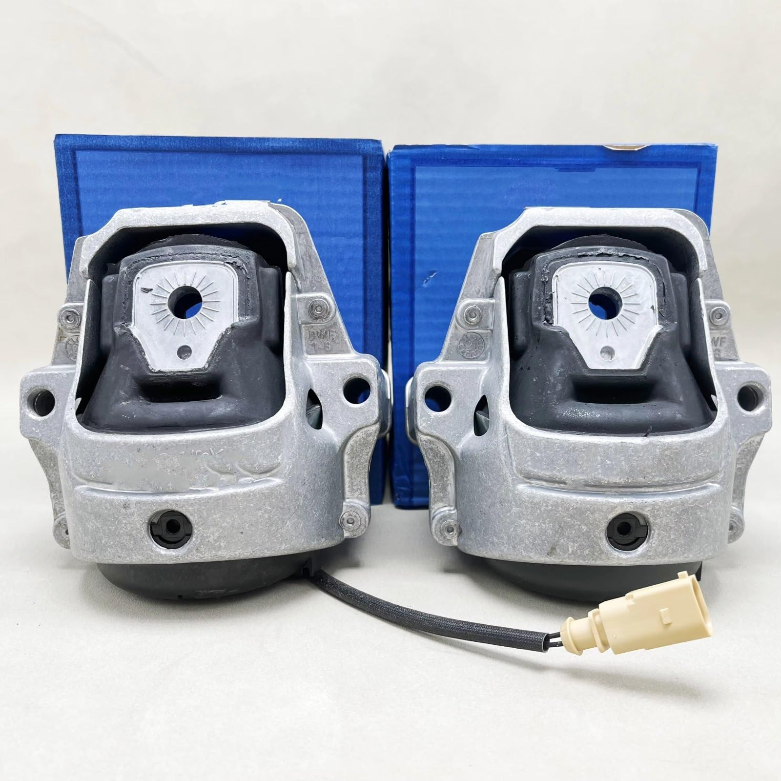 Supporto Antisismico Motore Compatibile con 8K2 B8 2007 2008 2009 2010 2011 8R0199381AK 8R0199381 Supporto motore auto Ricambi auto
