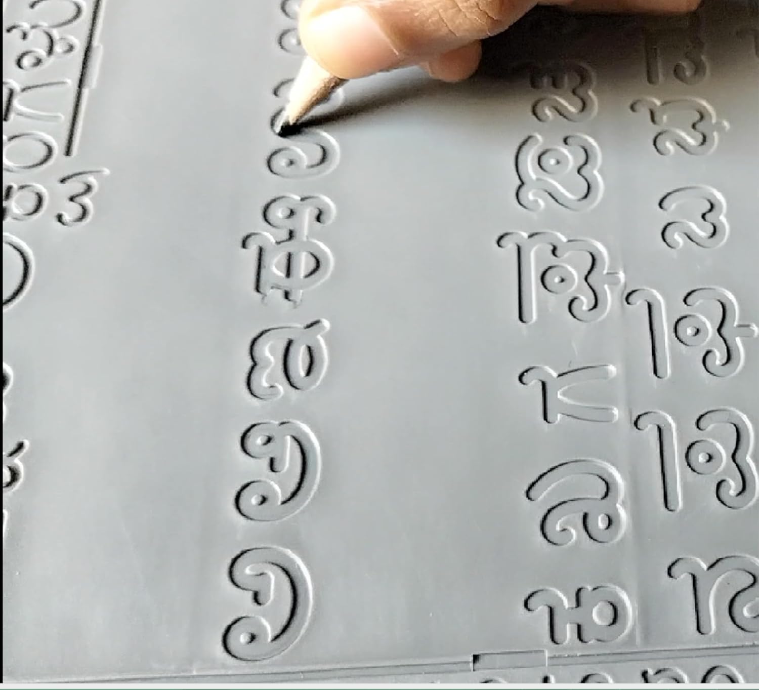 Buy Kannada Alphabet slates with All Letters in Groves for 3+ Children