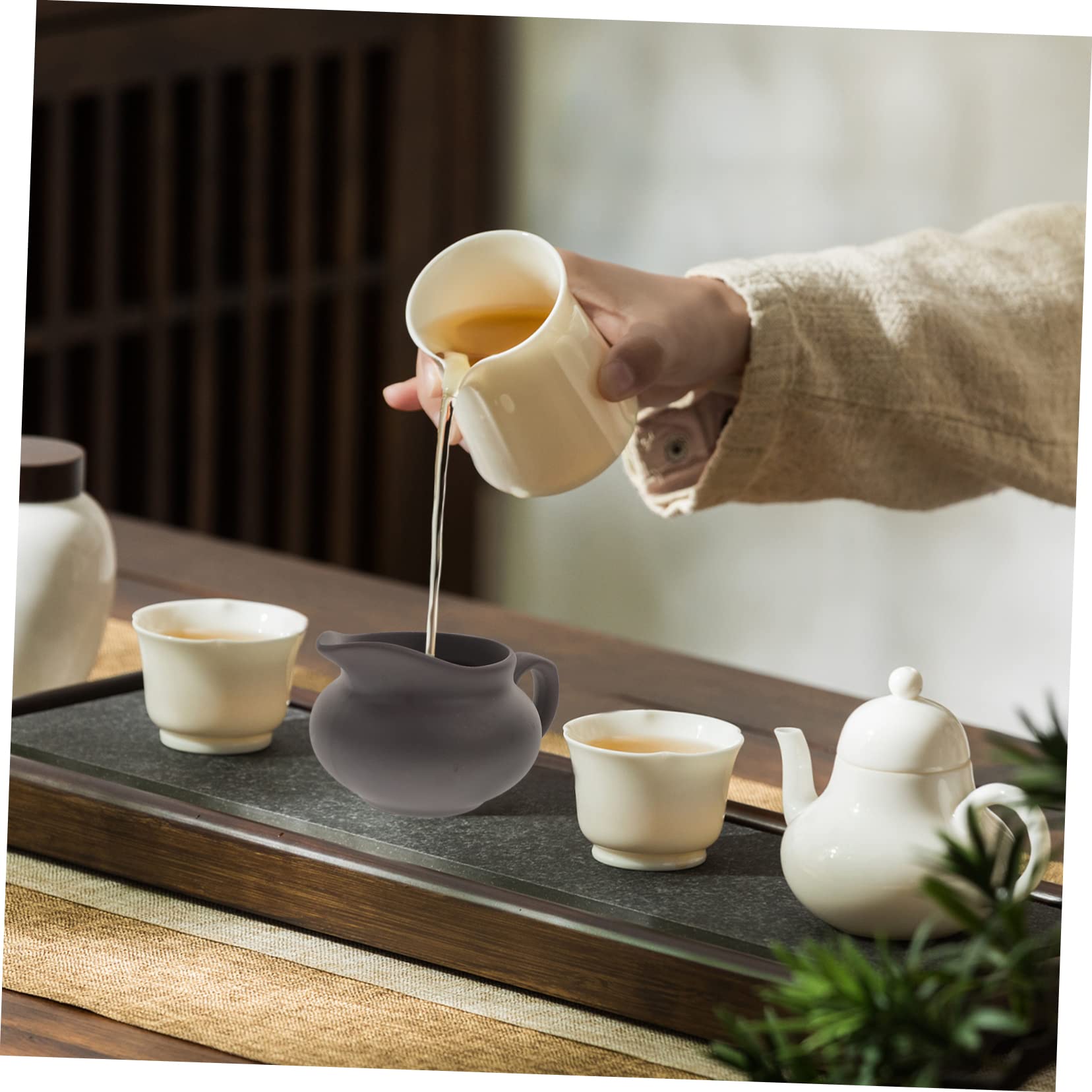 Veemoon Milk Dispenser Comfort Grip Handle Ceramic Jug for Kitchen Pouring Kettle for Restaurant