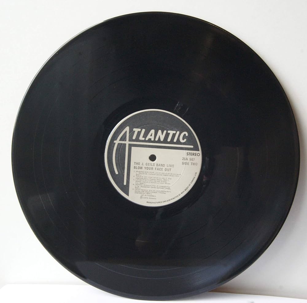 狼からの一撃！/J.ガイルズ・バンド・ライヴ 狼からの一撃！/J.ガイルズ・バンド・ライヴ Amazon.co.jp: 狼