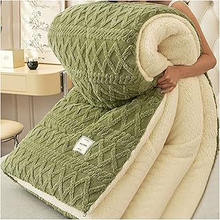 Winter Quilt, 3-Layer Thickened Warm Jacquard Coral Fleece Bed Blanket, Fluffy Fuzzy Quilt, Soft Plush Velvet Blanket Double-Sided Quilt Heavy Warm for Cold Weather,Green,180x220cm/3.5kg