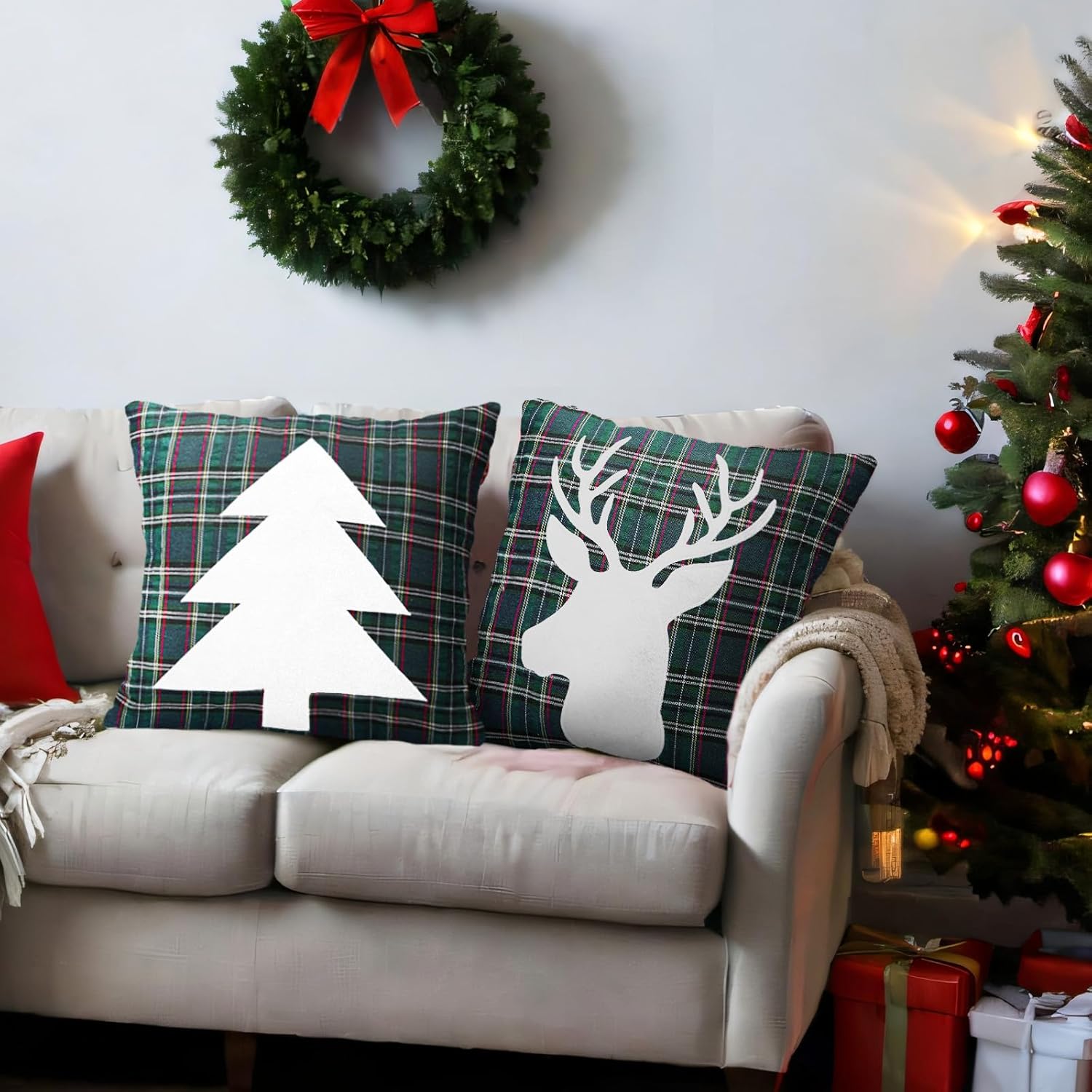 Tudomro クリスマススコットランドタータン格子柄スローピローカバー2枚 18x18インチ クリスマスツリーとトナカイ刺繍枕カバ