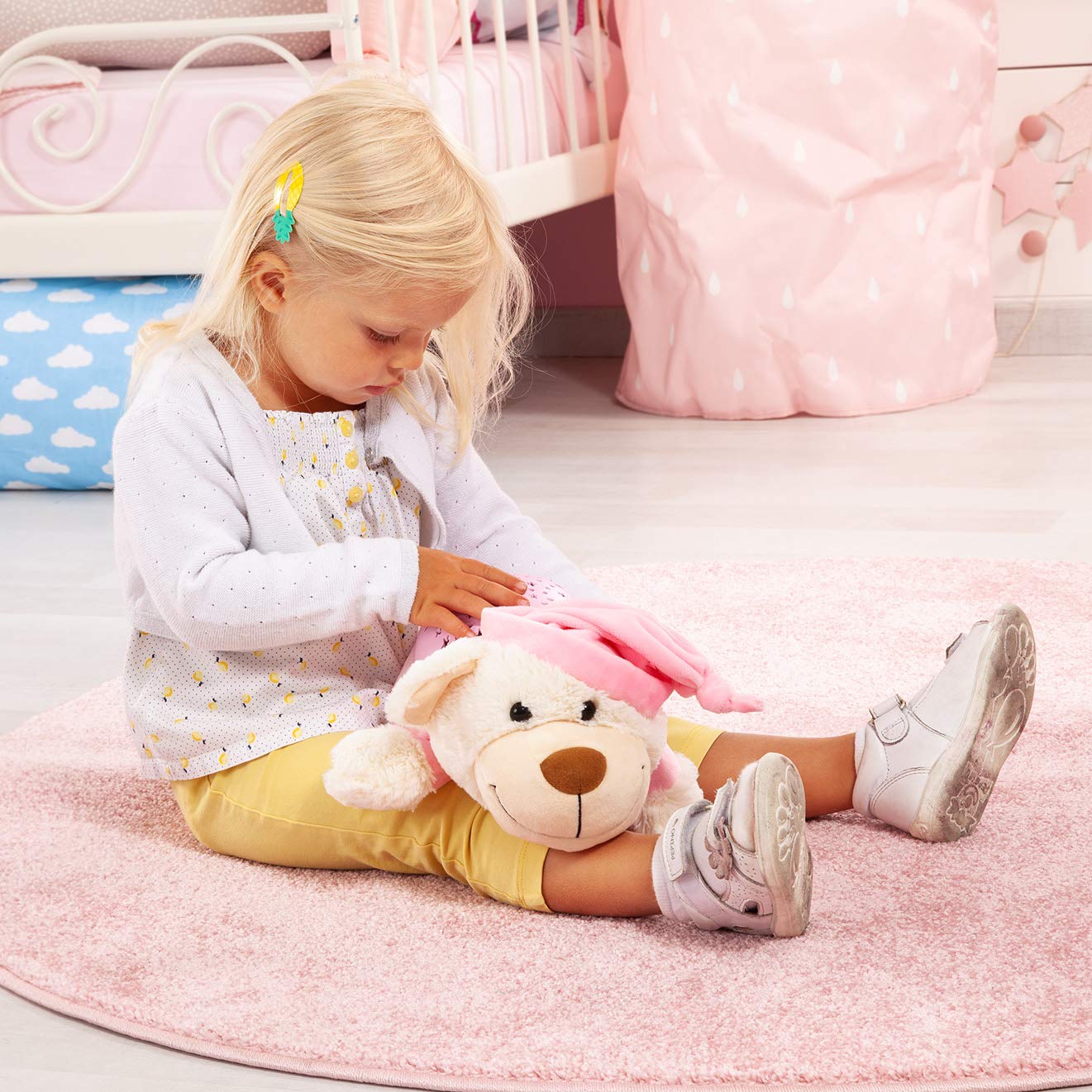 Bayer Design 69507AA Einschlafhilfe, Schlummerlicht, Nachtlicht mit Sternenlicht, Bär Kuscheltier, Nachtlampe, Kinderlicht, Baby Kinder, rosa