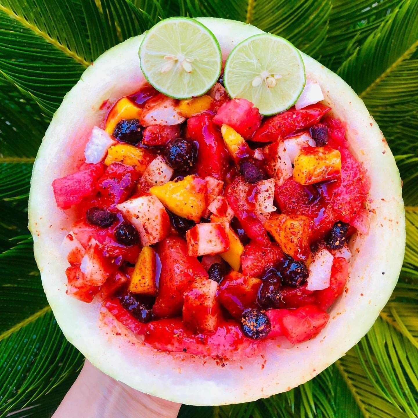 Chilito Sirilo Monk Fruit 10.5 oz (Pack of 3). Delicious blend of Spicy, Sweet and Salty Sauce. Sweetened with Monk Fruit.