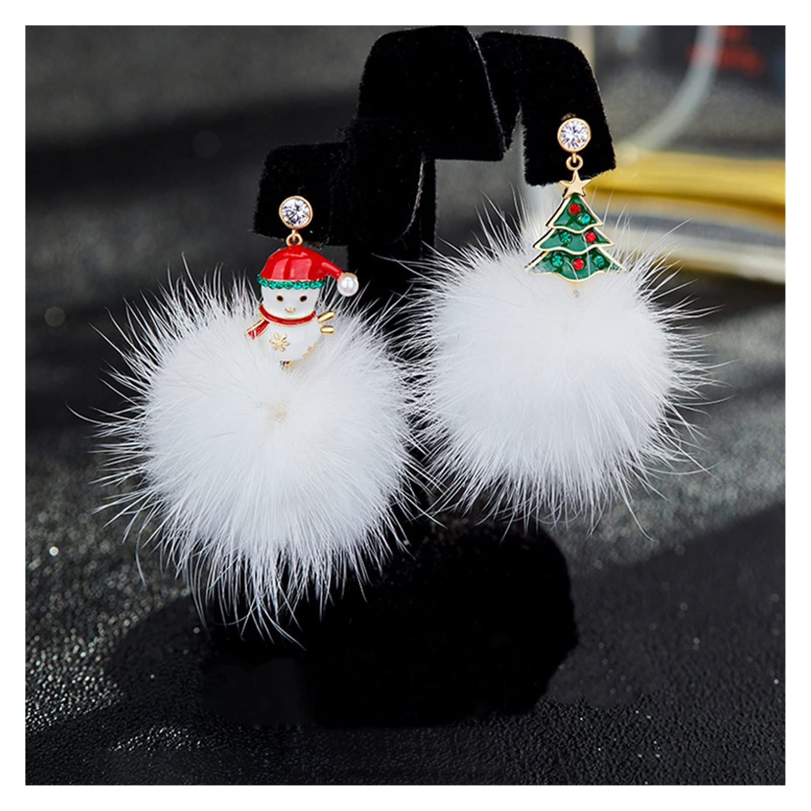 Boule douce et bonhomme de neige en boucles d'oreilles légères