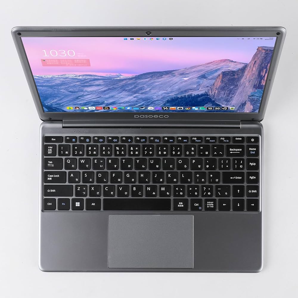 高年式2021年モデル✨コンパクトノートPC☘️第11世代CPU☘️SSD☘️カメラ GIGABYTE、第10世代Coreを搭載したクリエイター向けノートPC