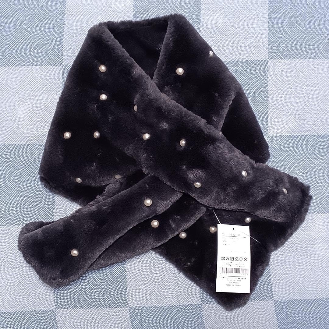 ISSEY MIYAKE me フェイクファー マフラー 手袋 セット ISSEY MIYAKE me フェイクファー マフラー 手袋 セット - メルカリ