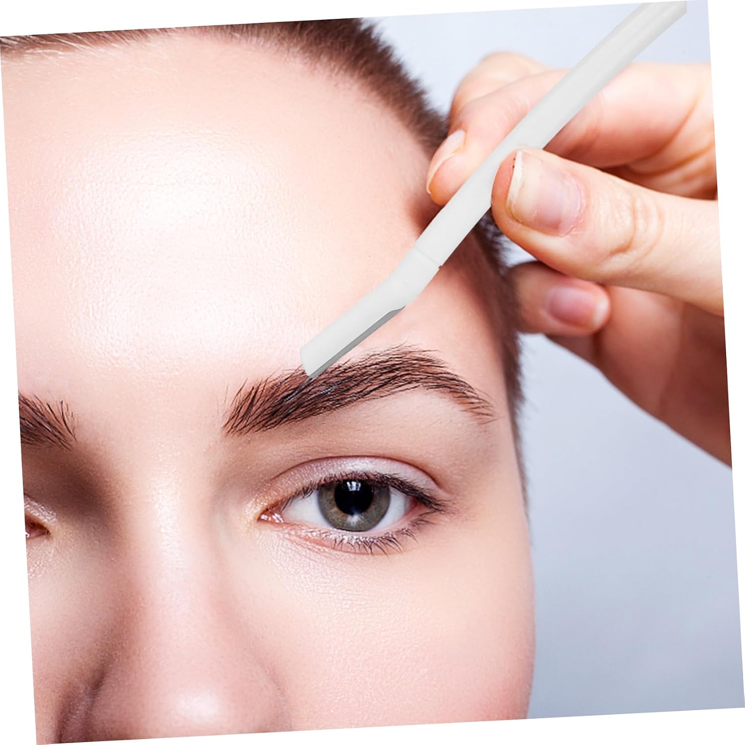 20pcs Eyebrow Trimmer Cover Eyebrow Shaver Tools for Women Portable Lightweight for Travel to Use