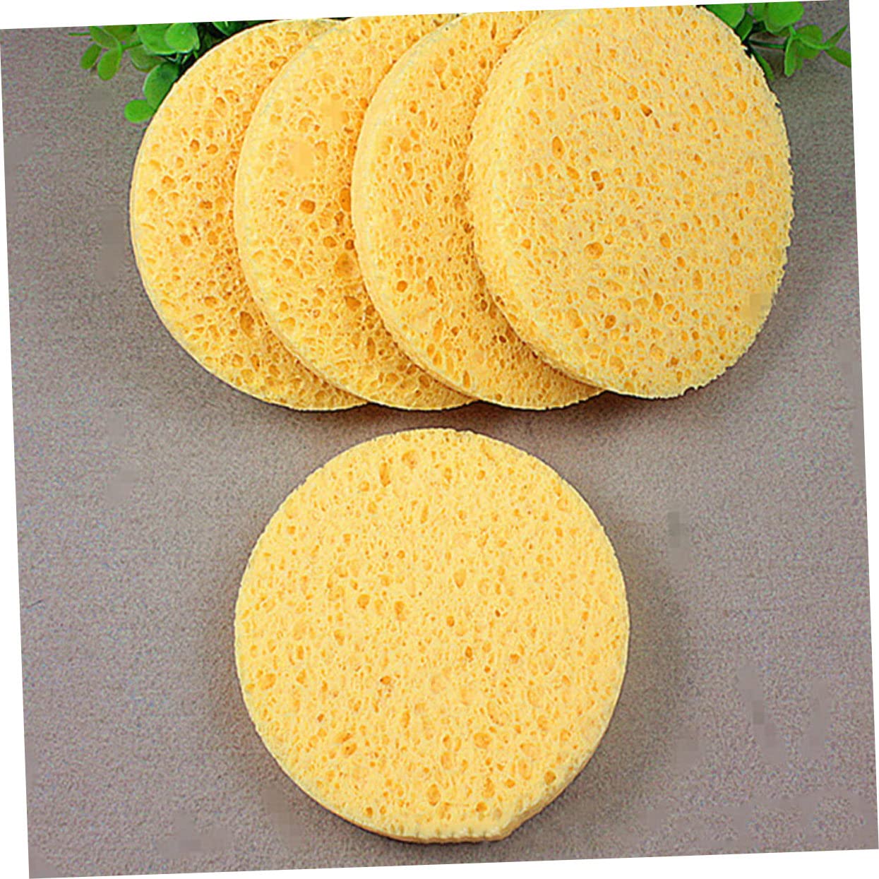 100pcs Makeup Puff for Face Round Cosmetics Powder Puff Cleansing Sponge Simple Face Cleaning Pad for Birthday Valentine Day