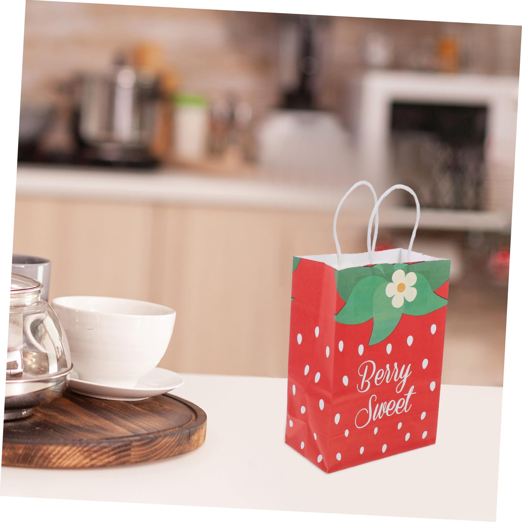 SHINEOFI 4 Sätze Teiliges Erdbeer Papiertüten Mit Griffen Stabile Geschenktüten Für Snacks Süßigkeiten Und Kleine Geschenke Vielseitige Partytüten Für Kindergeburtstag Und 12 Stück * 4