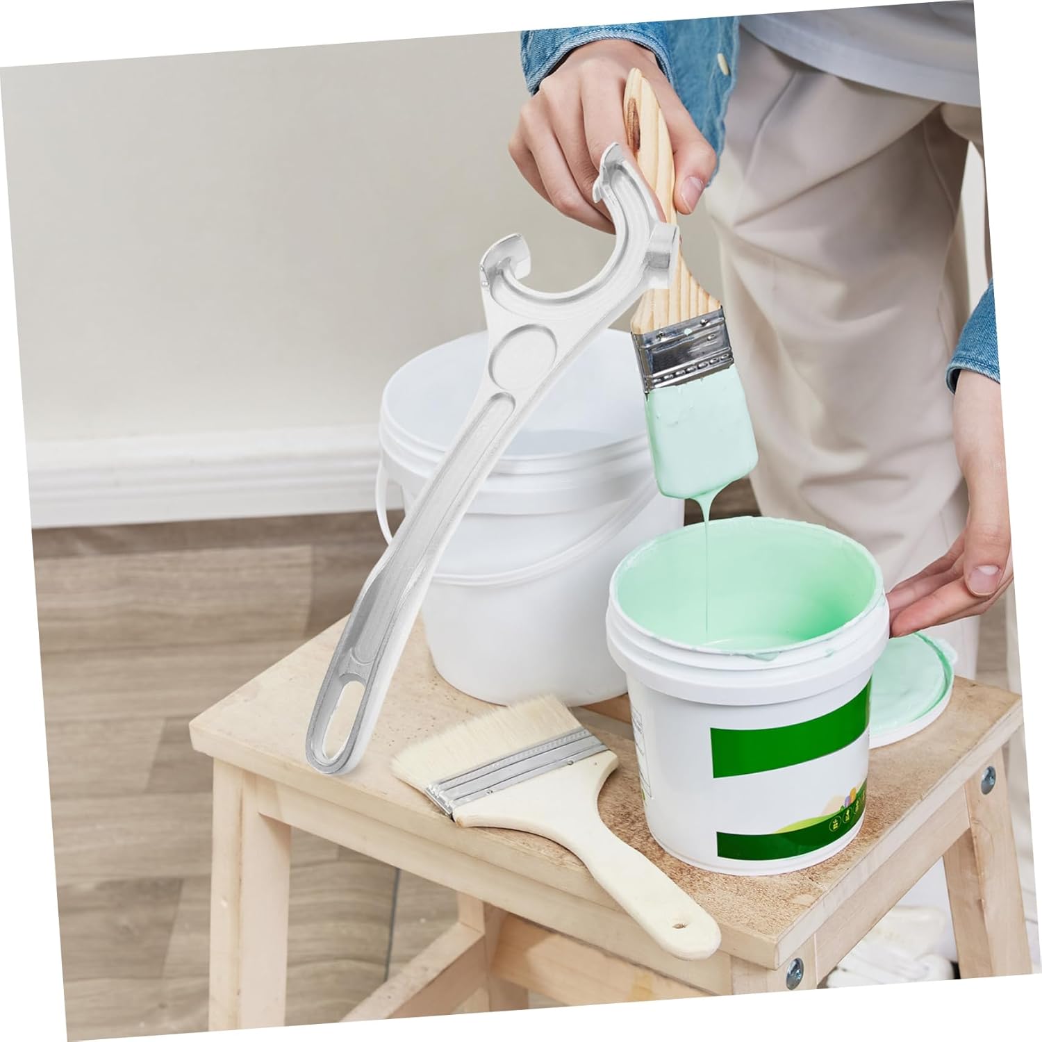 COLLBATH Heavy-duty Aluminum Opener Tool for Jars and Buckets Versatile Metal Can Lid Remover for Home and Industrial Use Sleek Finish Effortless