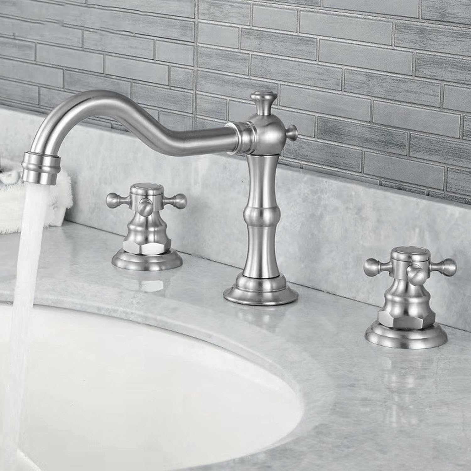 Mitigeur de Lavabo Moderne Levier Croisé 3 Trous Mélangeur de Lavabo Retro Robinet de Salle de Bains En Laiton Brossé Chaud Et Froid