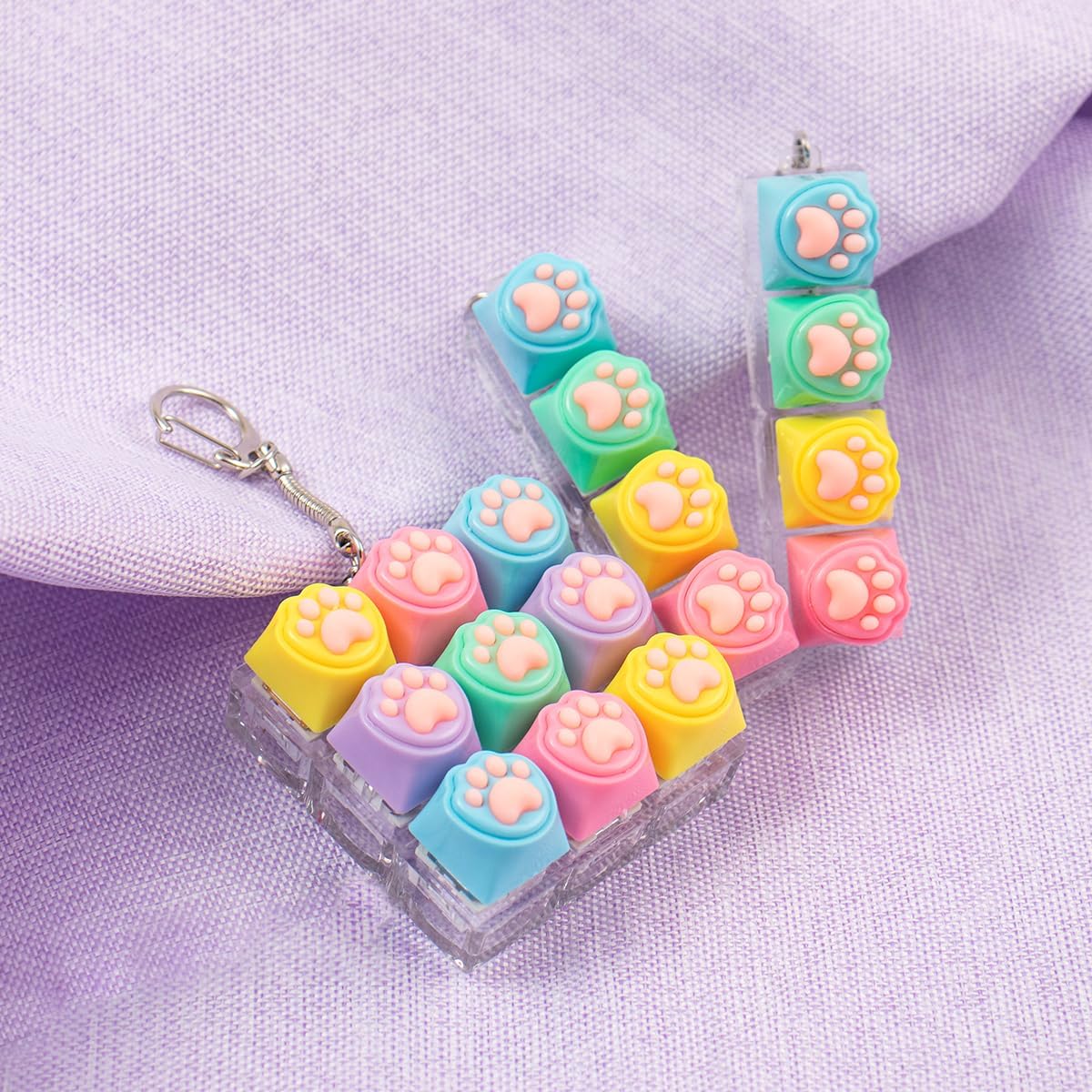 3 Pcs Keyboard Fidget Toy for Adult, Cute Loud Fidget Keyboard Keychain, Light Up Keyboard Clicker Fidget Toy, Cat Paw Button Fidget Clicker Sensory Toys for Ideal Anxiety Stress Relief Gift