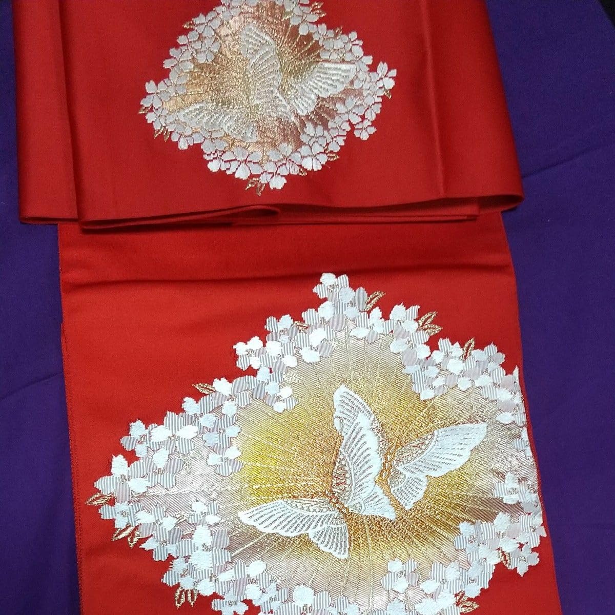 正絹　しつけ付き　小紋　金彩　雪輪　紅葉　吹き寄せ　秋冬のお出かけに 正絹 しつけ付き 小紋 金彩 雪輪 紅葉 吹き寄せ 秋冬のお出かけに