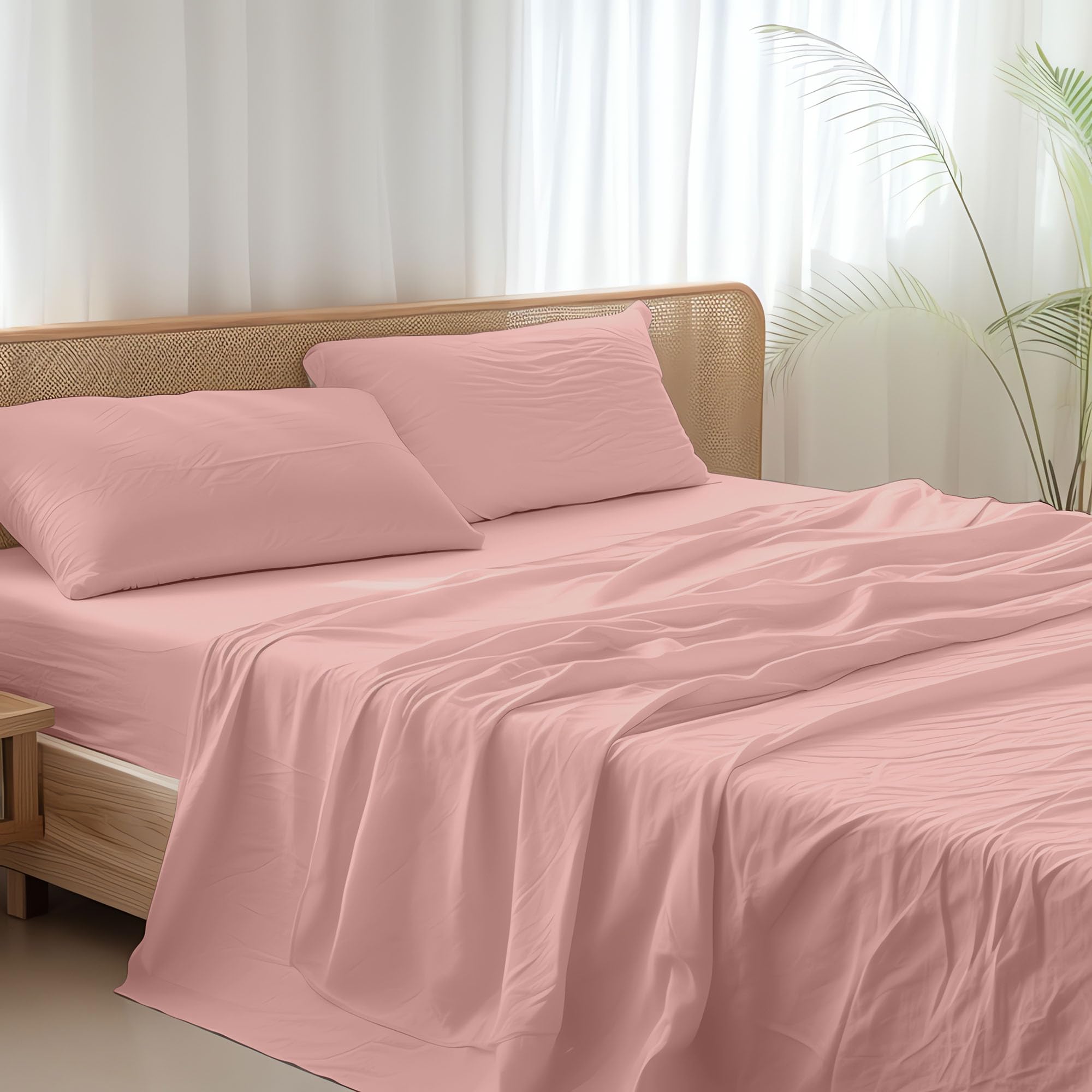 Ruggeri - Completo Letto - 100% Morbida Microfibra di Alta Qualità | 2 Federe + 1 Lenzuolo con Angoli + 1 Lenzuolo Sopra - Collezione Shiny Day (Rosa)