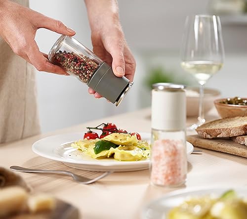 Miniatura 4 de Joseph Joseph Juego de molinillo de sal y pimienta - NegroGris
