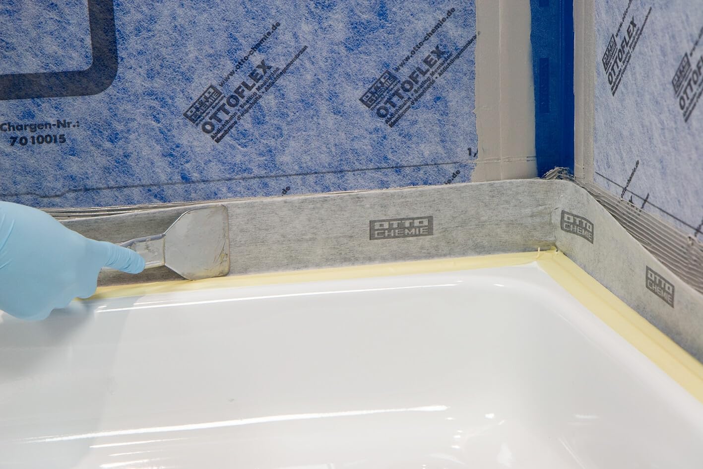 Generisch OTTOFLEX Wannenrand-Dichtband 25 Meter Abdichtung an Wanne und Dusche im Bad Polypropylen-Vlies mit Butylkautschuk