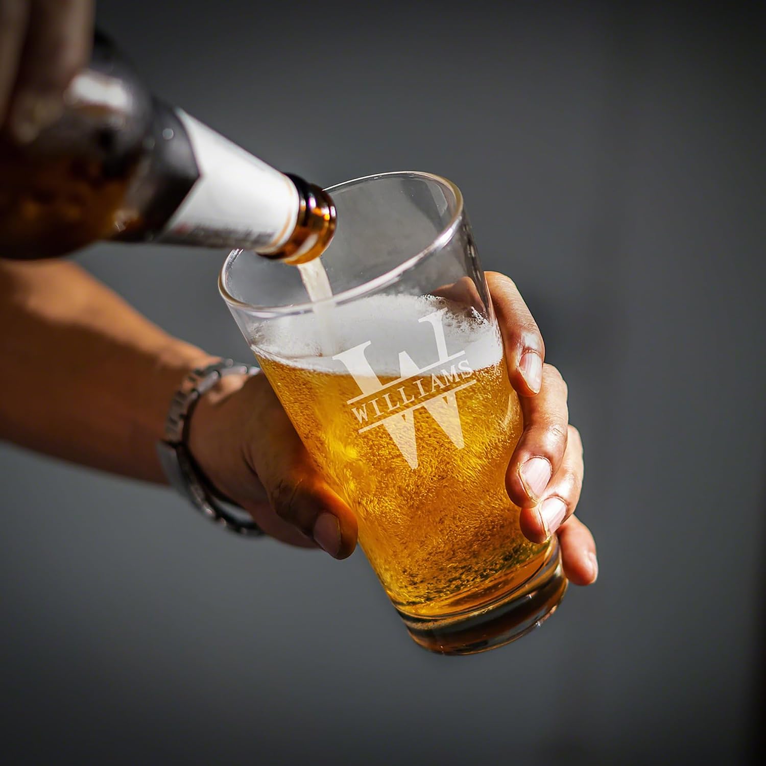 HomeWetBar Engraved Pint Glasses with Gold Rim, Set of 4