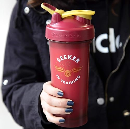 Miniatura 6 de Harry Potter BlenderBottle - Botella agitadora, 28 onzas, Buscador en entrenamiento, bola mezcladora BlenderBall Wisk, mezcla de proteínas en polvo,