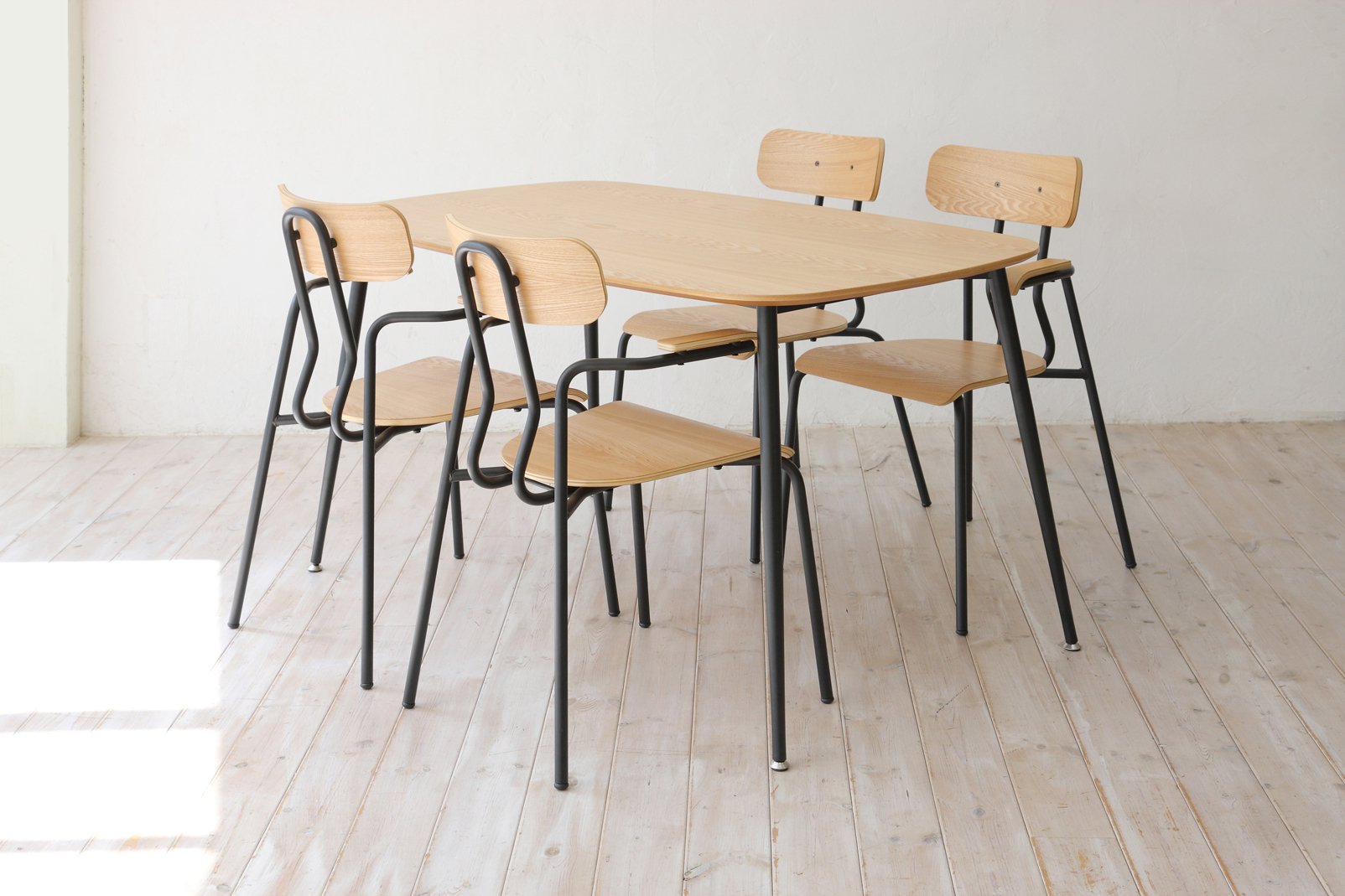 Amazon.co.jp: あずま工芸 クラッシエ アームチェア 幅54.5cm 【2脚