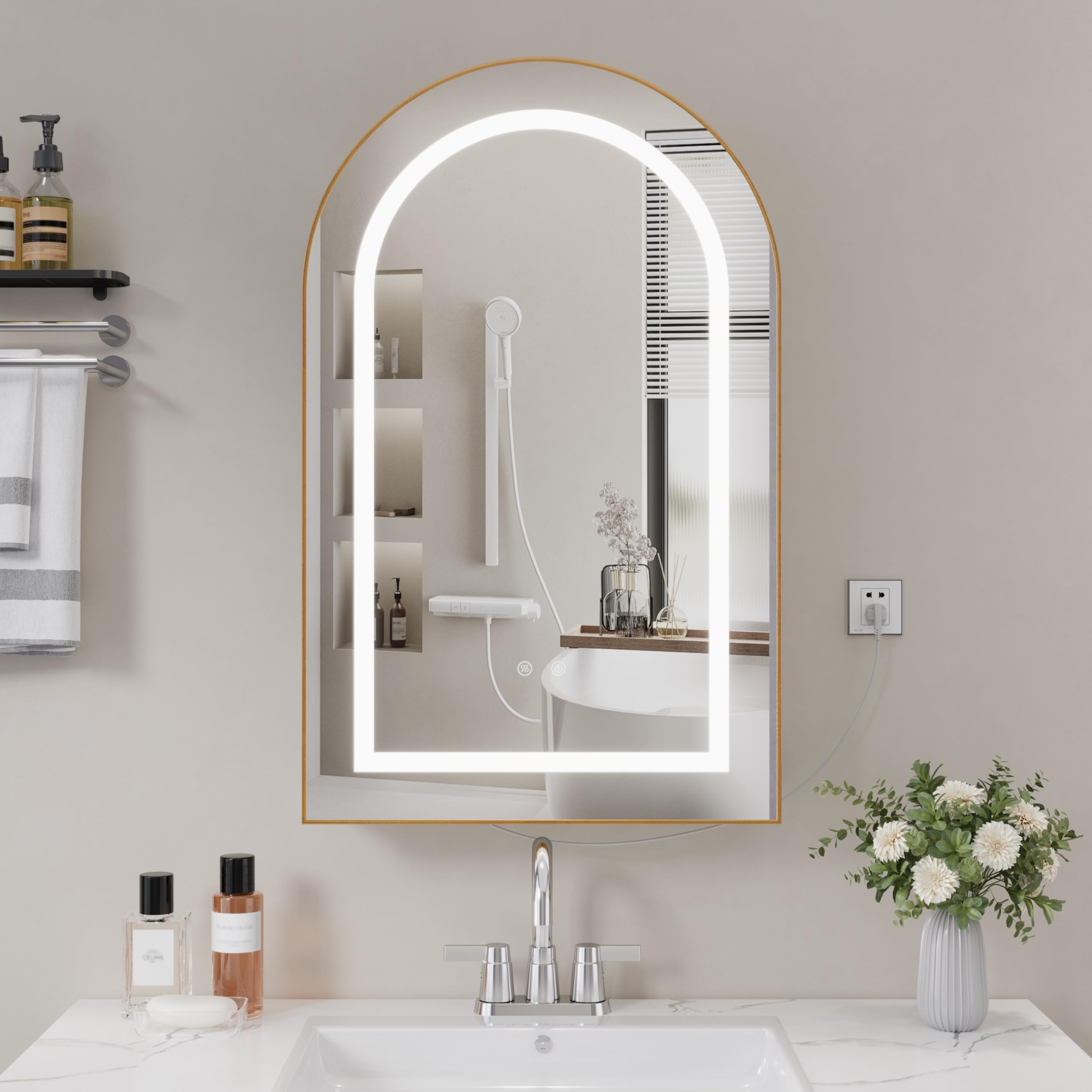 Specchio Bagno Contenitore con 3 Colori Luce e 1 AC/2 USB, Armadio Specchio Bagno con Deumidificazione con 1 Tocco e Funzione di Memoria(Oro Bianco)