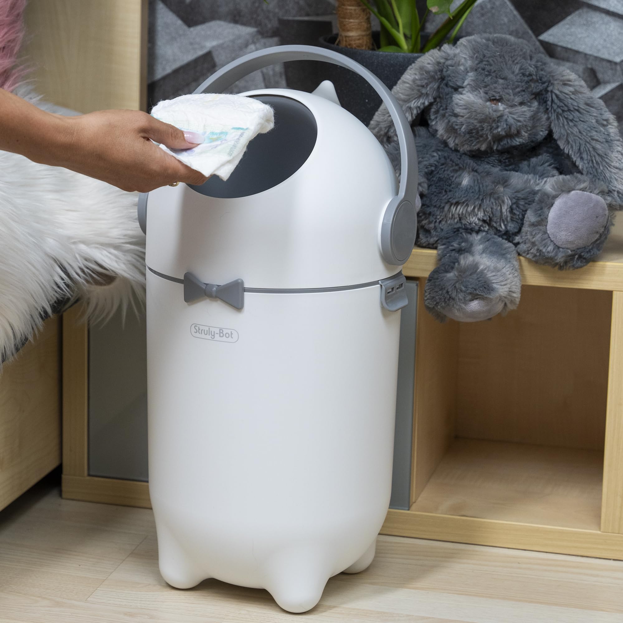 BOT Windeleimer Geruchsdicht, Flexibel und Leicht, Designed in Germany, Nachhaltig OHNE Nachfüllkassetten (Weiß)