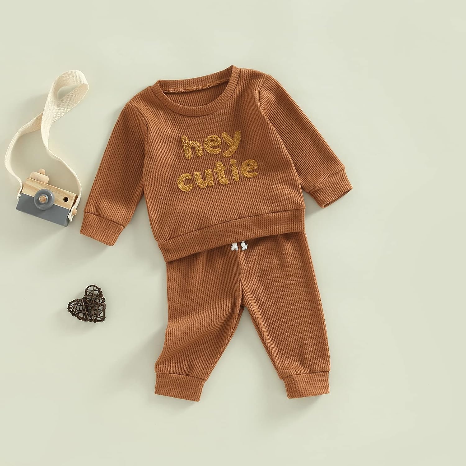 Dazzerake Ensemble 2 Pièces Bébé Garçon Été Tenue Chic Confortable à Couleur Unie Pour Enfant Garçon 0-3 Ans T-Shirt + Short (Abricot, 6-12 Months