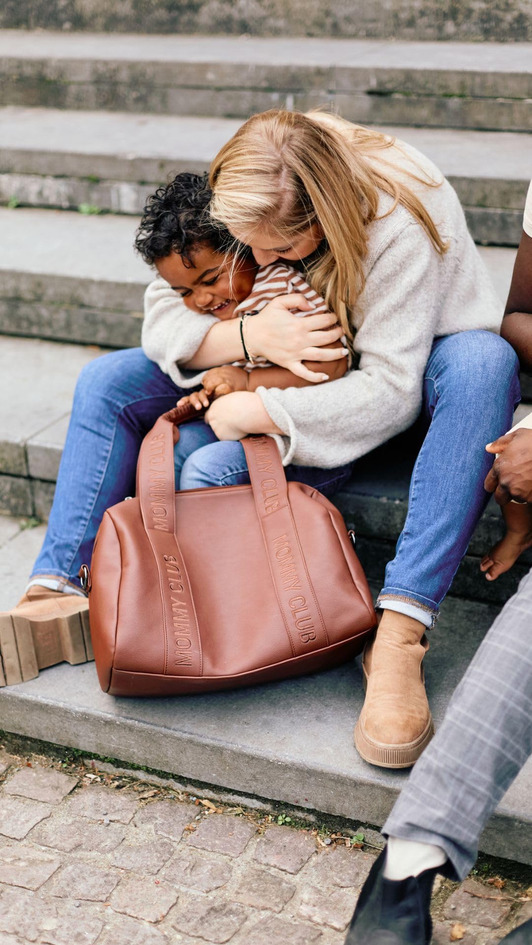 CHILDHOME, Borsa Cambio Per Bambini, Mommy Bag, Fasciatoio Incluso, Numerosi Scomparti, Ganci Per Carrozzina, Cinghia Per Spalla, Pelle Vegana, 22L, Mommy Club Signature, Marrone Scuro