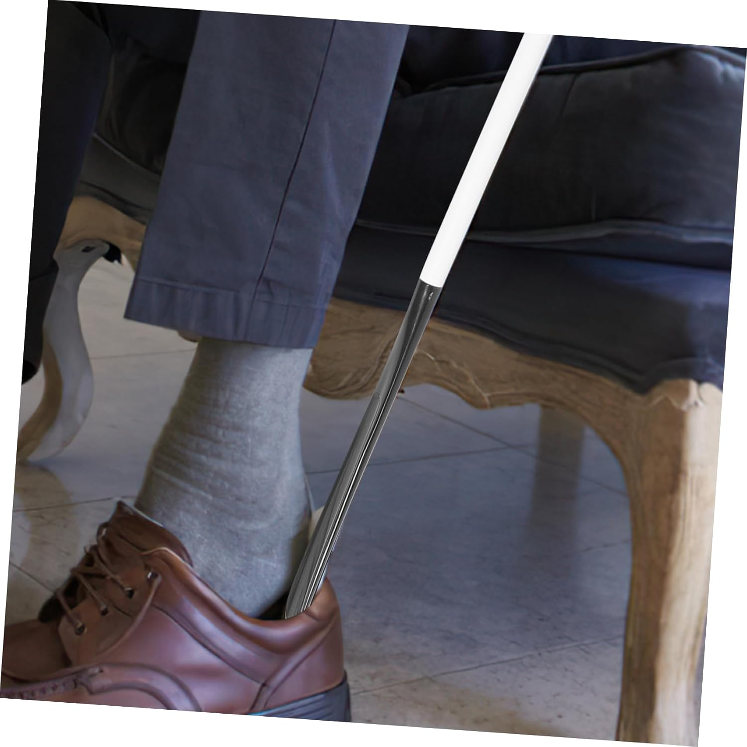 Detachable Dressing Stick Two-in-One Shoe Lifter Convenient Plastic Auxiliary Shoehorn for Elderly Pregnant Women Disabled Users Multi-Use Sock Aid Dressing Pole