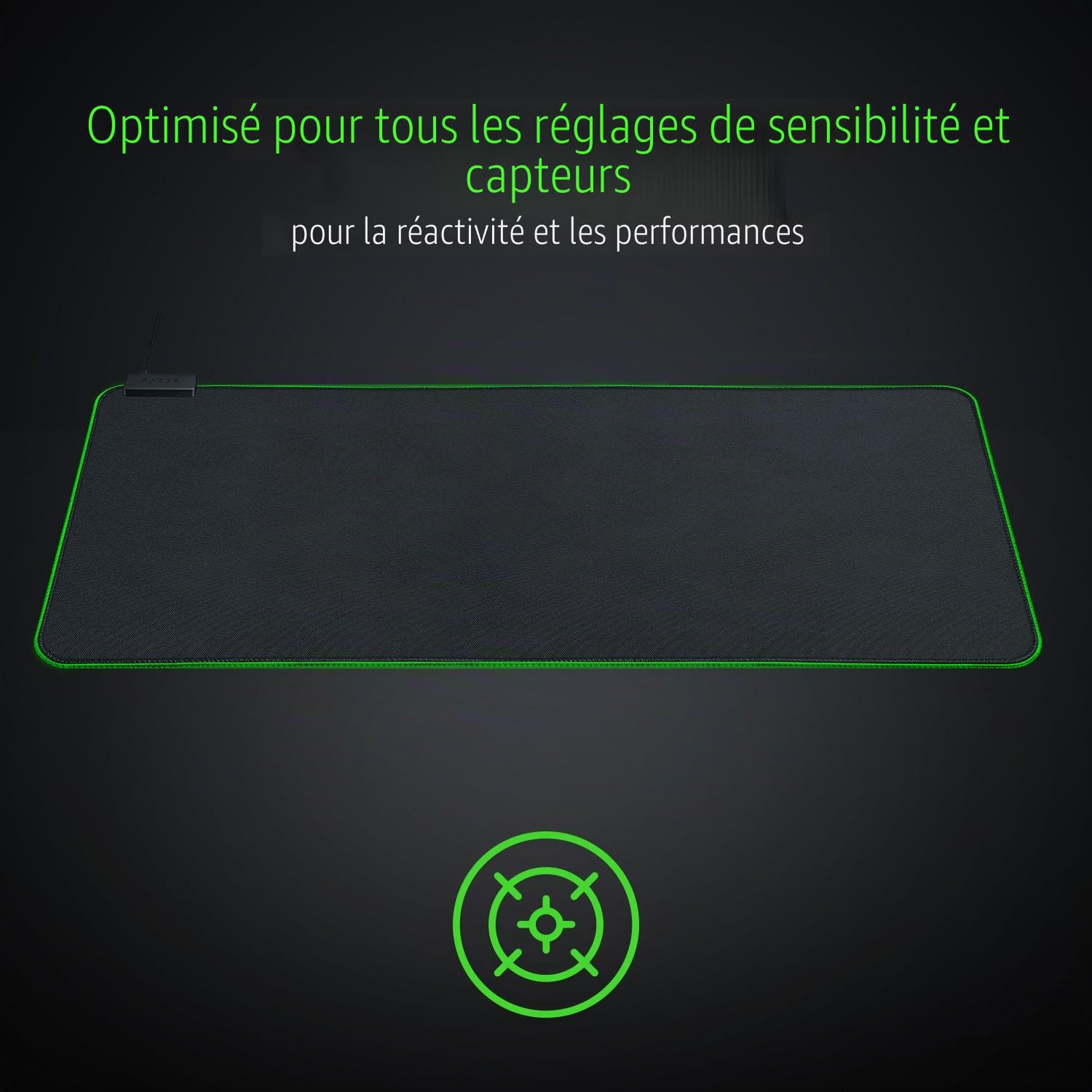 Razer Goliathus Extended Chroma - Tapis de Souris Gaming XXL et Doux avec éclairage RGB (Support de câble, Surface en Tissu, Bord surpiqué, Optimisé pour Toutes Les Souris) Noir