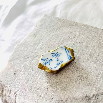 作家もの　一点もの　 金継ぎ　呼び継ぎ　 箸置き　カトラリーレスト　 骨董皿　⑧ Amazon.co.jp: 金継ぎ箸置き〈孤峰〉陶器 ゴールド 漢字
