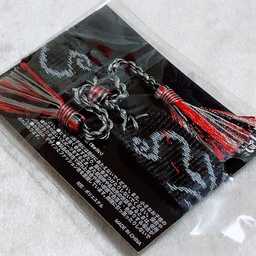【激レア】HYDE VAMPS イヤフォン　ラルク HYDEがデザインや音質を監修、ボイスも収録のコラボイヤホン