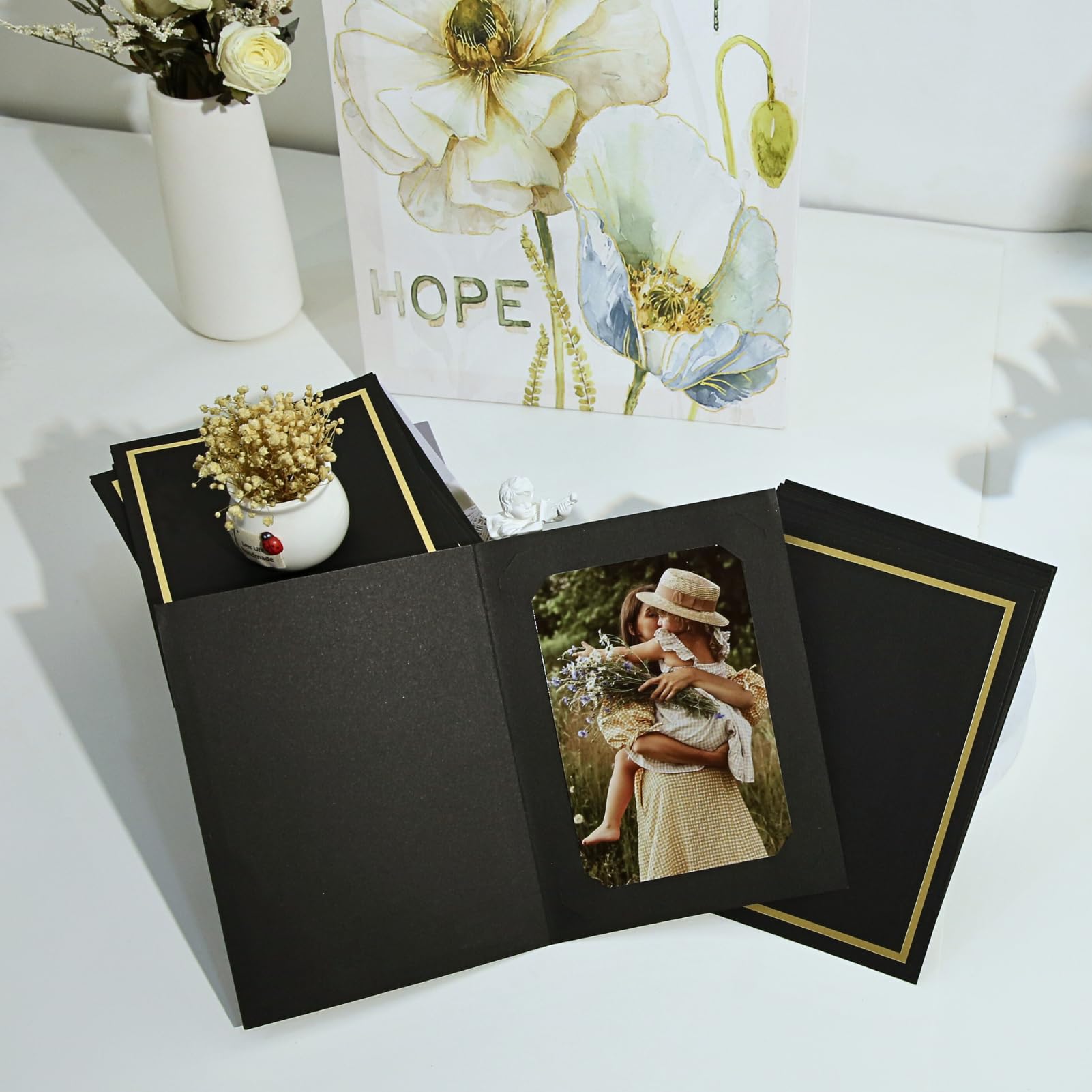 Apprabbr 4x6 Photo Folders – 100-Pack Cardboard Picture Frame Cards For Greetings & Displays