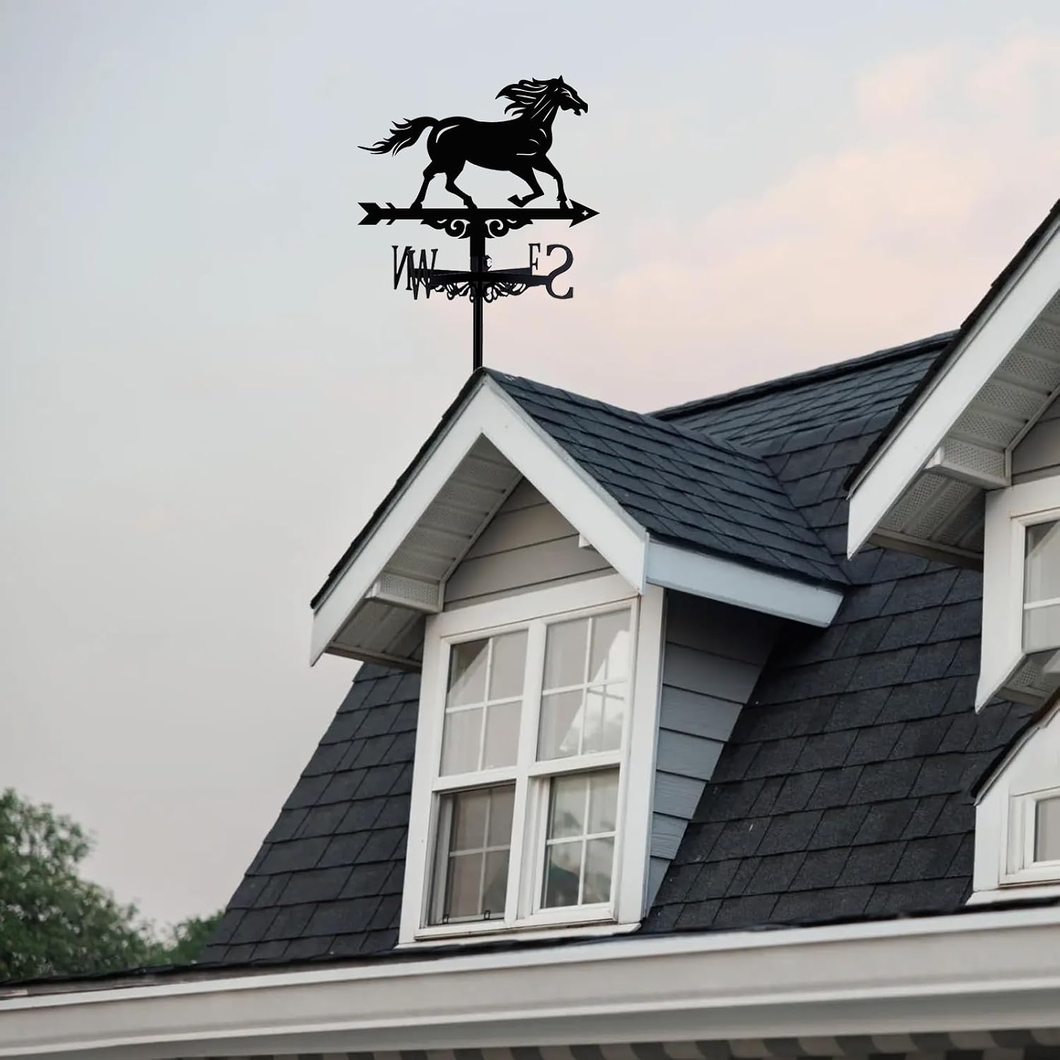 Horse Weathervane Metal Wind Vane Weathercock Garden Decoration Wind Direction Indicator Stake Roof Mount Ornament for Farmhouse Yard Outdoor