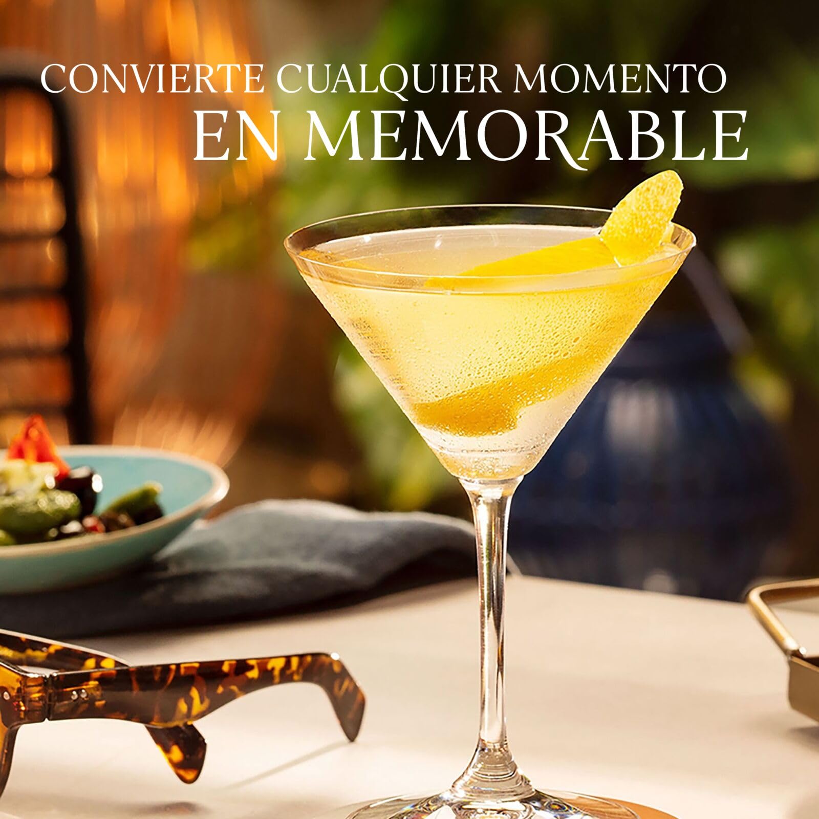 GREY GOOSE Le Citron, ALC. 40 %, 100 cl / 1 l, vodka francés de premium elaborado con vodka GREY GOOSE y con la esencia de limones de la región francesa de Menton