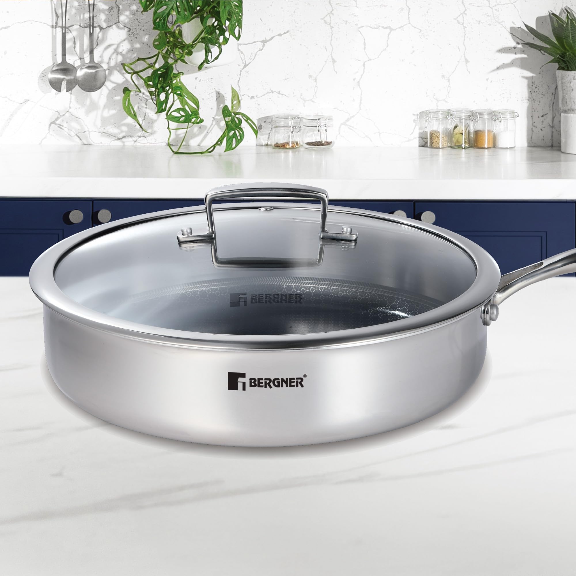 BERGNER SteelblUE 28 cm patelnia hybrydowa Tri-Ply bez PFAS | szklana pokrywka | powłoka ceramiczna Ceratech | stal nierdzewna | 3 warstwy | nadaje się do płyt indukcyjnych | odporna na zarysowania