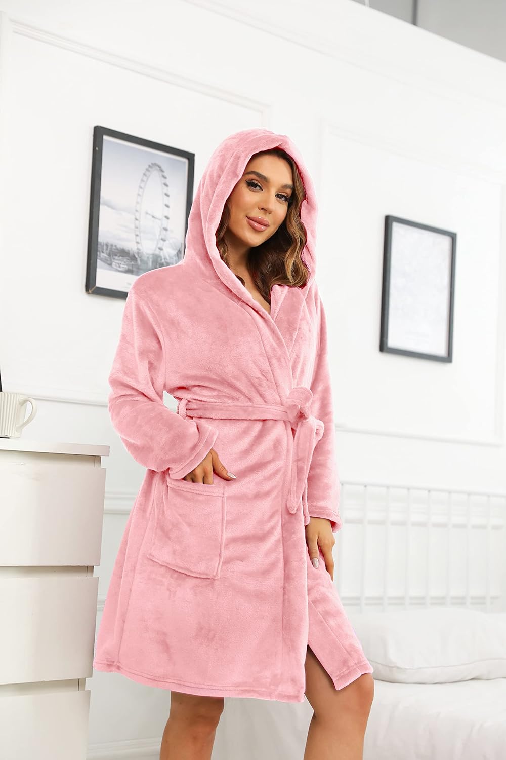 U2SKIIN Women Hooded Fleece Robe, Short Plush Robes for Womens With Hood Soft Warm Spa Bathrobe - Image 4