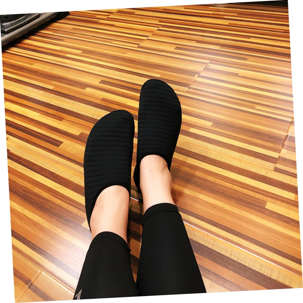 NOLITOY 1 Pair Silicone Non Slip Room Socks Thickened Fitness Socks for Yoga Dance Comfortable Foot Cover Black Durable Elastic Design for Enhanced Stability