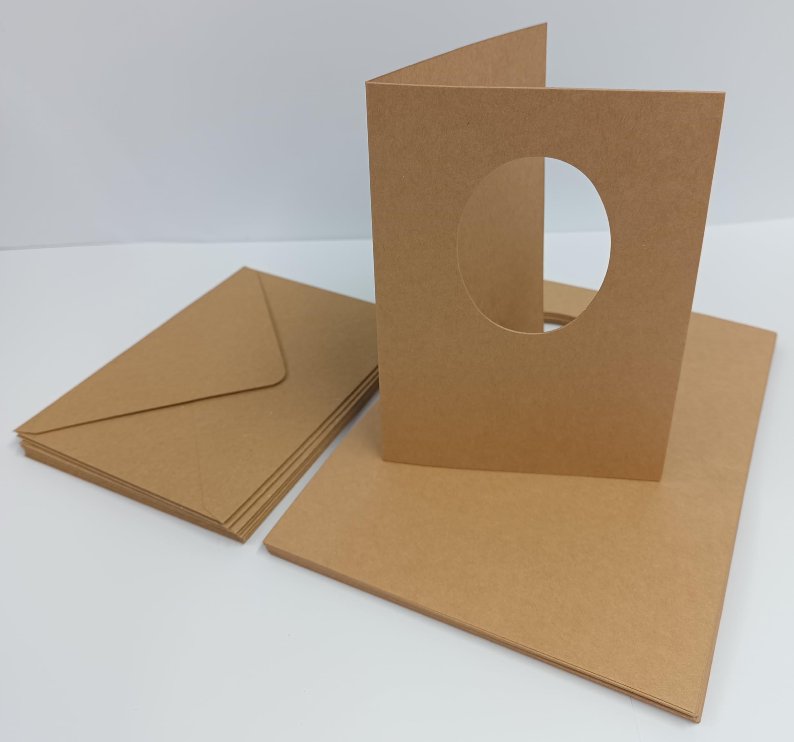 Eco-Friendly 10 Pack 5" x 7" Blank Greeting Cards & Envelopes | 100% Recycled Card Blanks for Crafts & Invitations with Circle Aperture