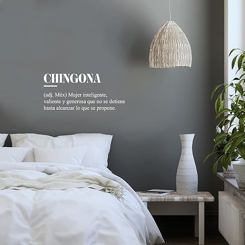 Calcomanía de vinilo para pared, Chingona, 11 x 25 pulgadas, linda inspiradora y sarcástica divertida frase mexicana para oficina, negocios, tienda,