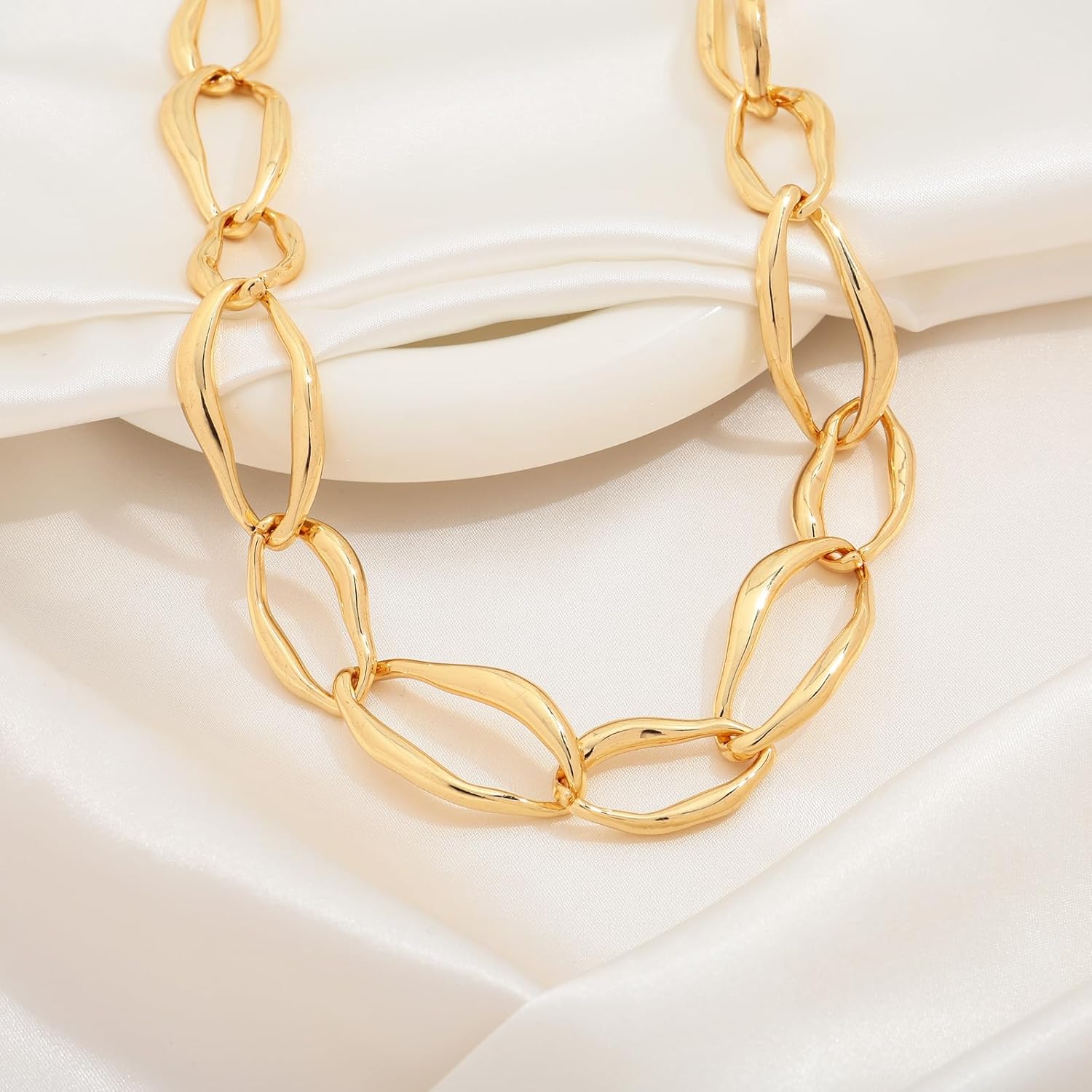 Chunky Gold Chain Necklace Cuban Chain Link Thick Paperclip Chain Heart Chain Choker Necklace for Gift Fashion Jewelry - Image 5