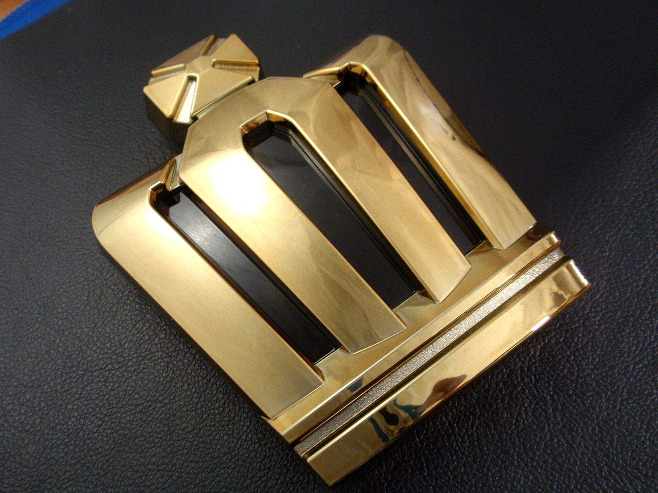 Amazon | ◇210系クラウン アスリート プレミアムゴールドエンブレム  