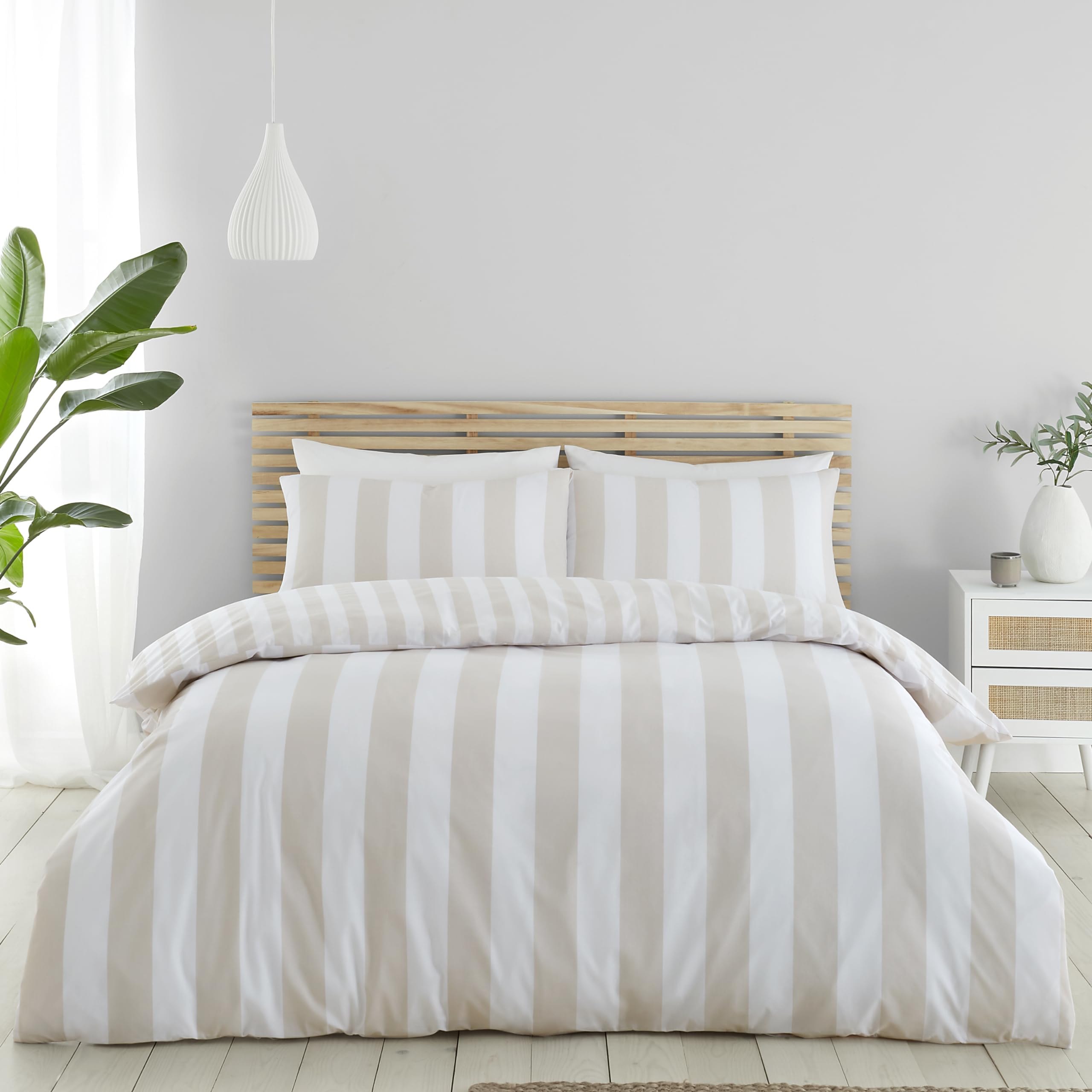 Cove Stripe Reversible Double Duvet Cover Set with Pillowcases Natural