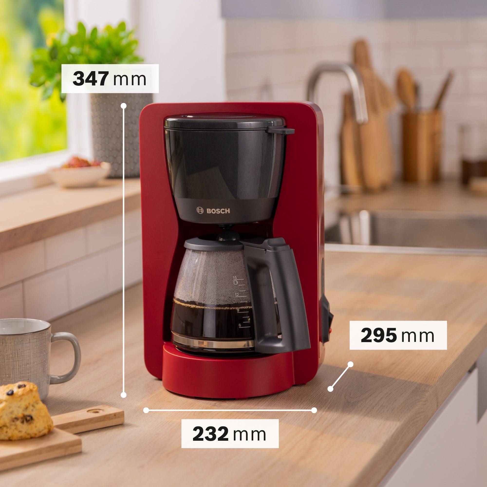 Bosch - Cafetera de Goteo, Jarra de Cristal Ergonómica, Depósito de Agua Extraible, Filtro Extraible, Apagado Automático, Anti Goteo, Rojo, TKA2M114