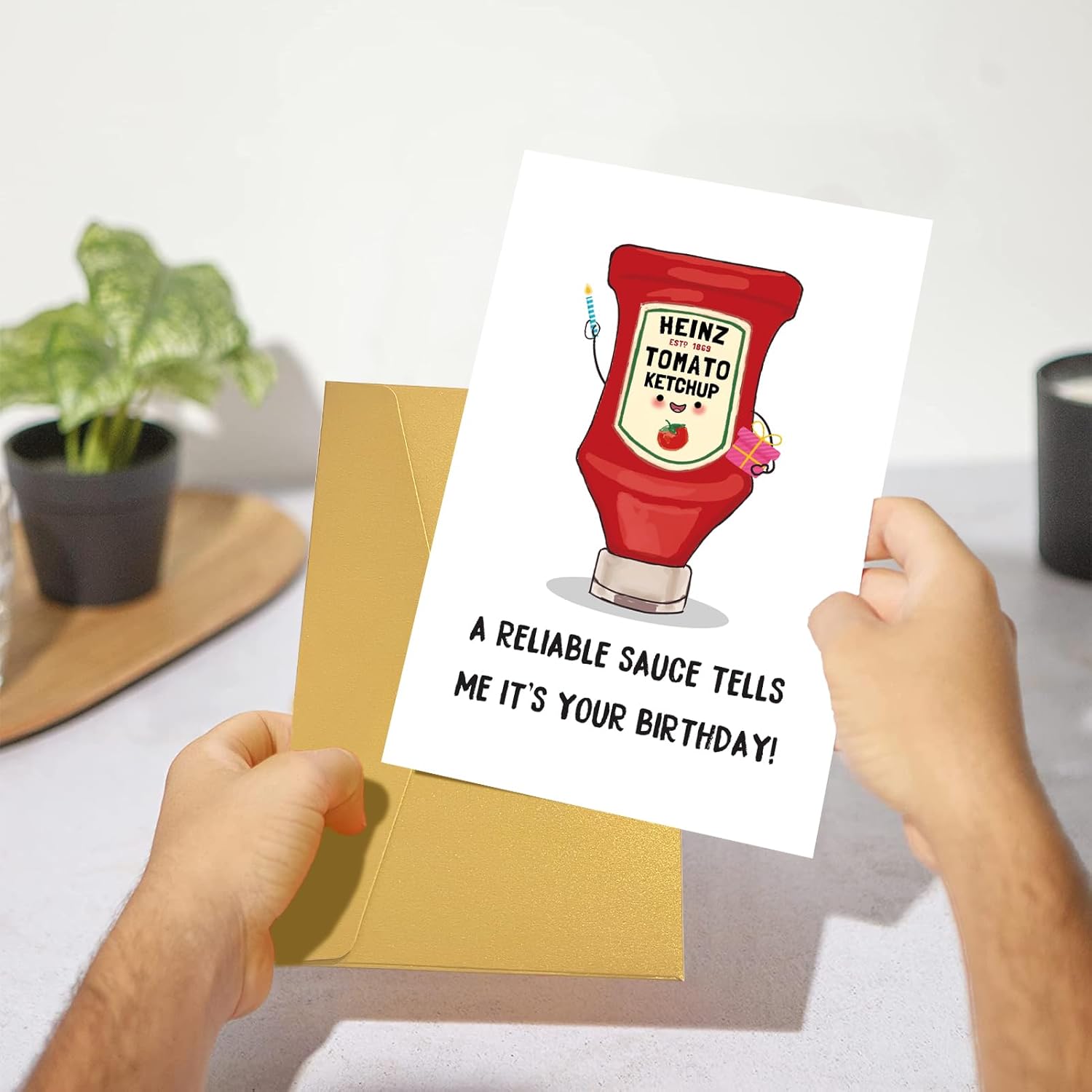 Goroar Funny Ketchup Birthday Card, Cute Tomato Sauce Birthday Card, Birthday Card for Ketchup Lover, A Reliable Sauce Tells Me It's Your Birthday - Image 6