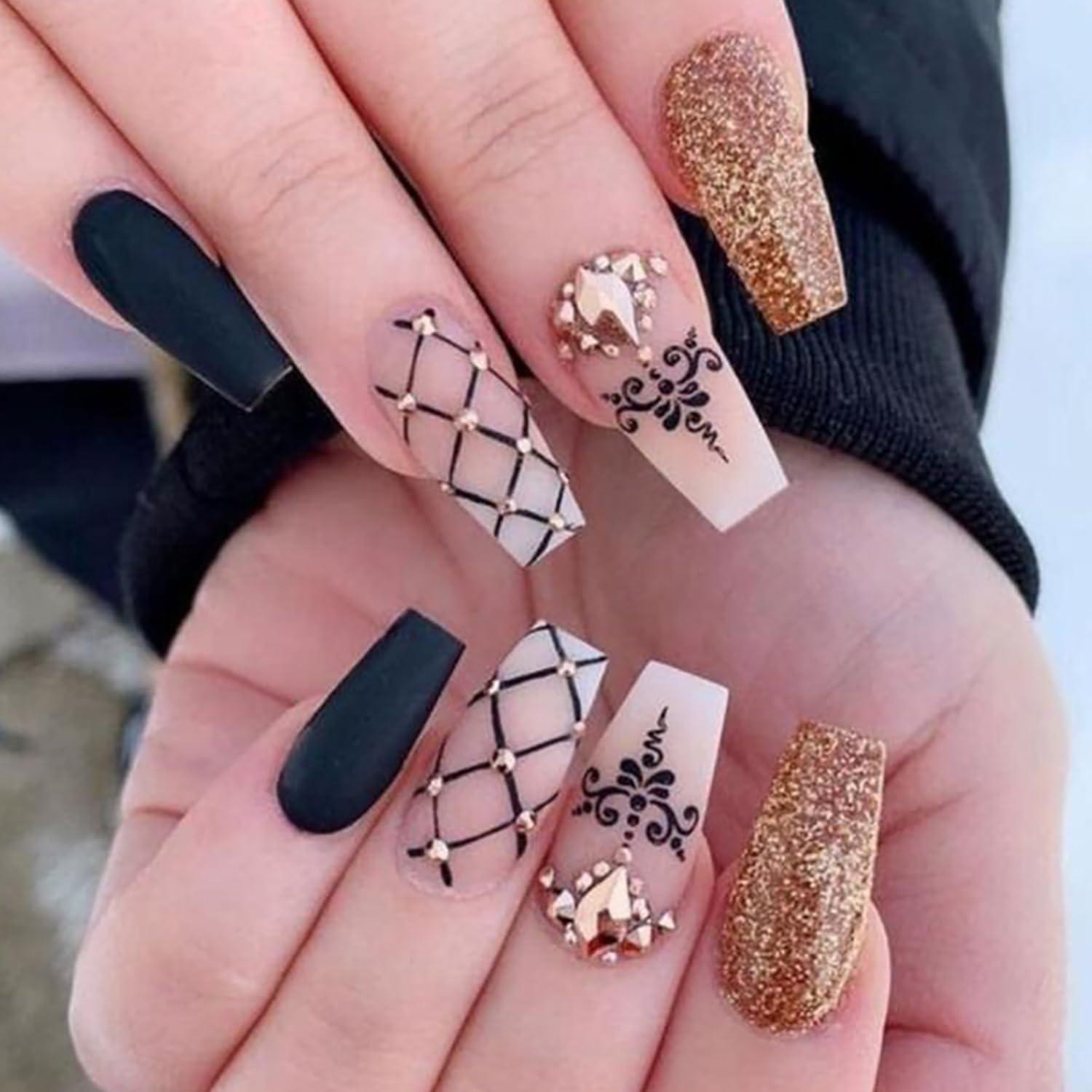 24pcs Medium Press-on Nails with Golden Rhinestones Designs, Full Cover Reusable Coffin Black Grid False Nails, Glue-on Nails for Women Set