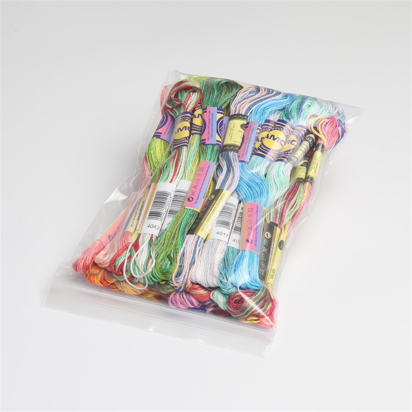 Stick Garn Set mit 40 verschiedenen Farben, Sticktwist aus gasierter, merzerisierter ägyptischer Baumwolle, 8 Meter Strang, Kreuzstichgarn für Bastelarbeiten
